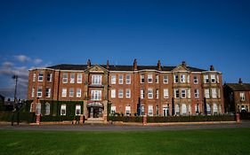 Clifton Arms Hotel Lytham 4*